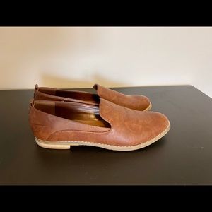 Indigo Rd. Women’s loafers - worn 1 time. Size 10